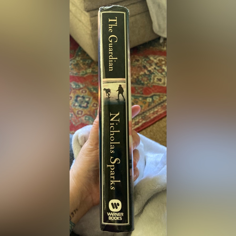 The Guardian by Nicholas Sparks - Picture 5 of 6